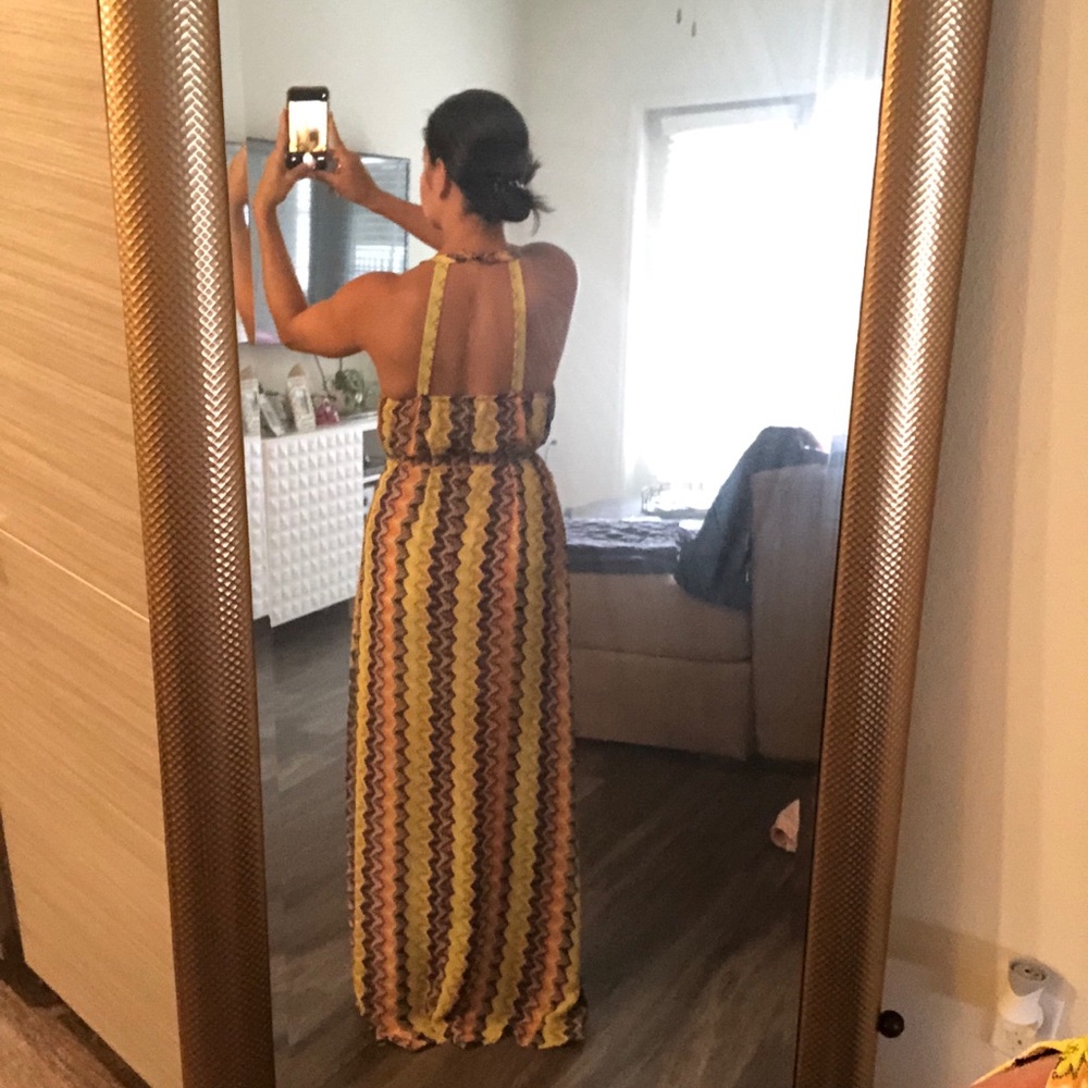 Dress - Picture 2 of 4